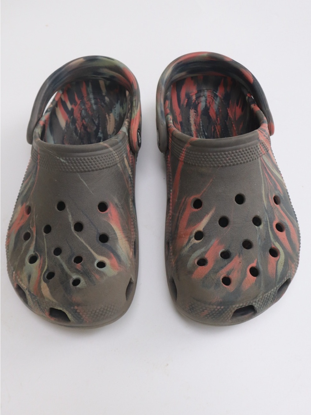 Crocs Classic Marbled Clog Pepper Black - Size M6 W8 Red Black